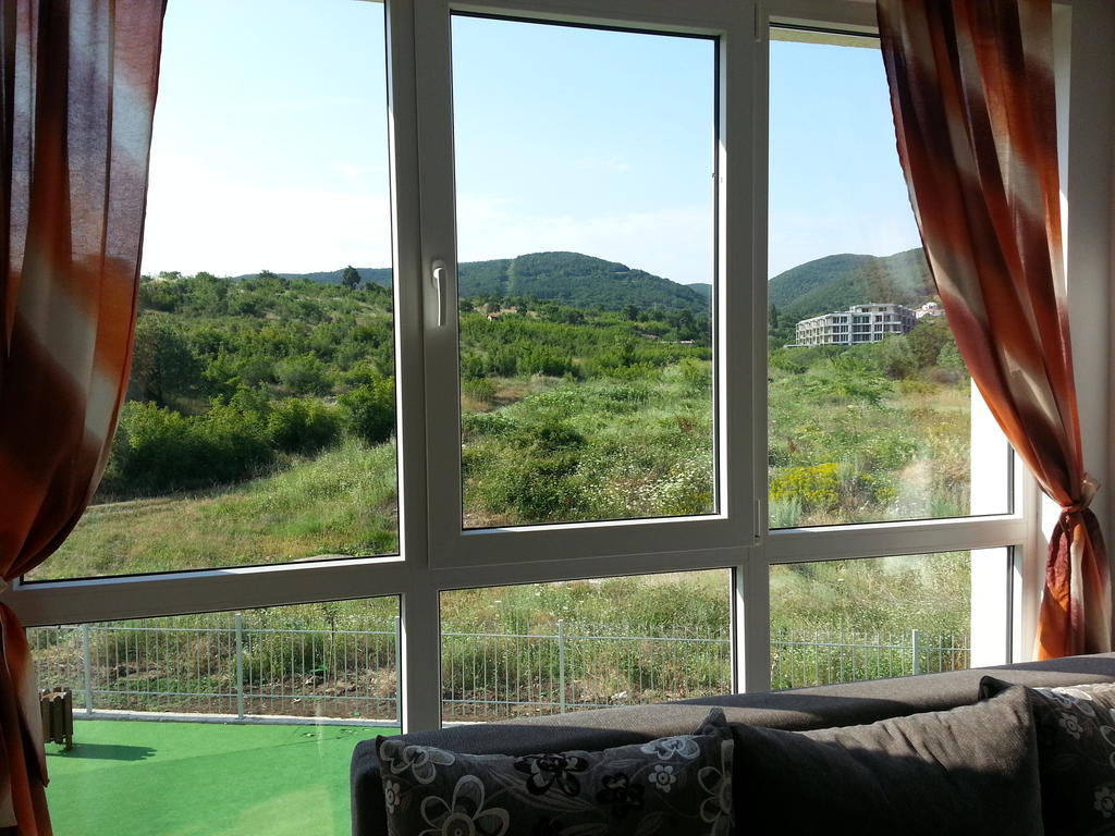 Menada Butterfly Apartment Свети-Влас Номер фото