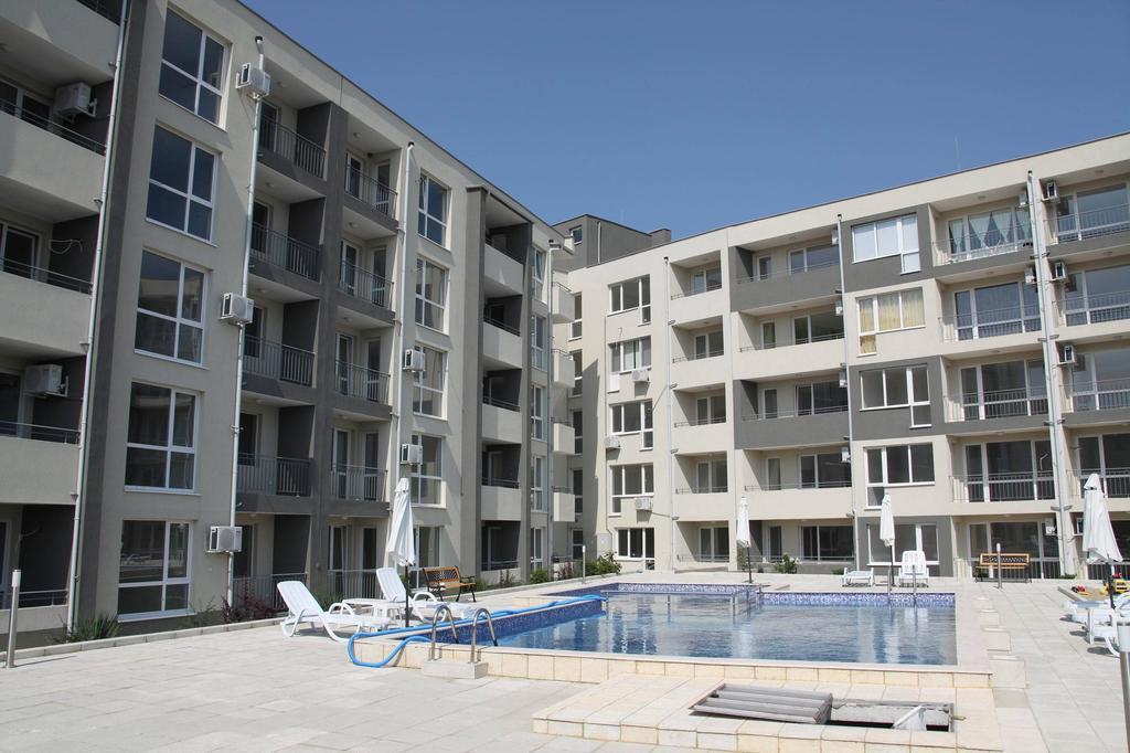 Menada Butterfly Apartment Свети-Влас Экстерьер фото