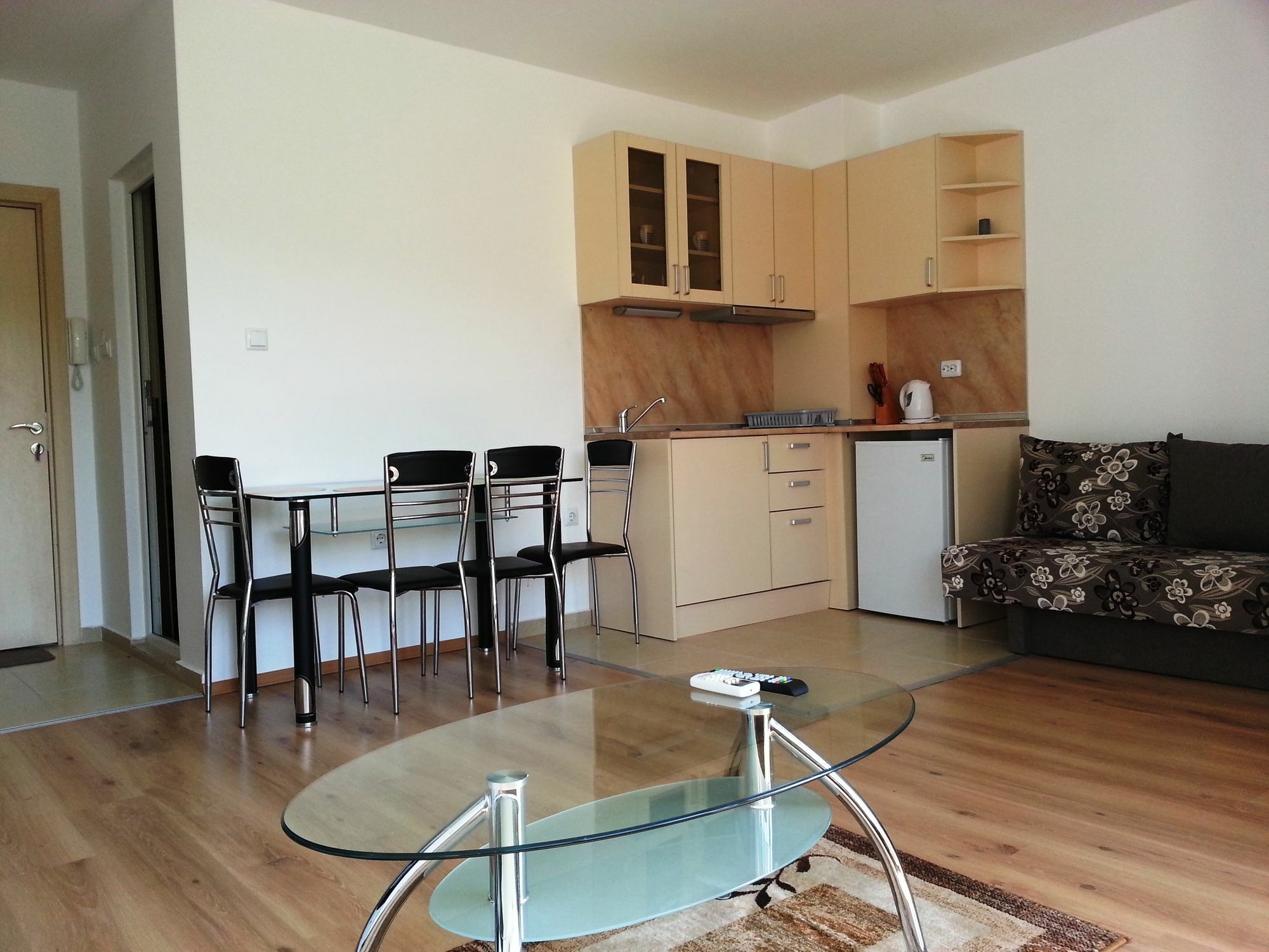 Menada Butterfly Apartment Свети-Влас Экстерьер фото