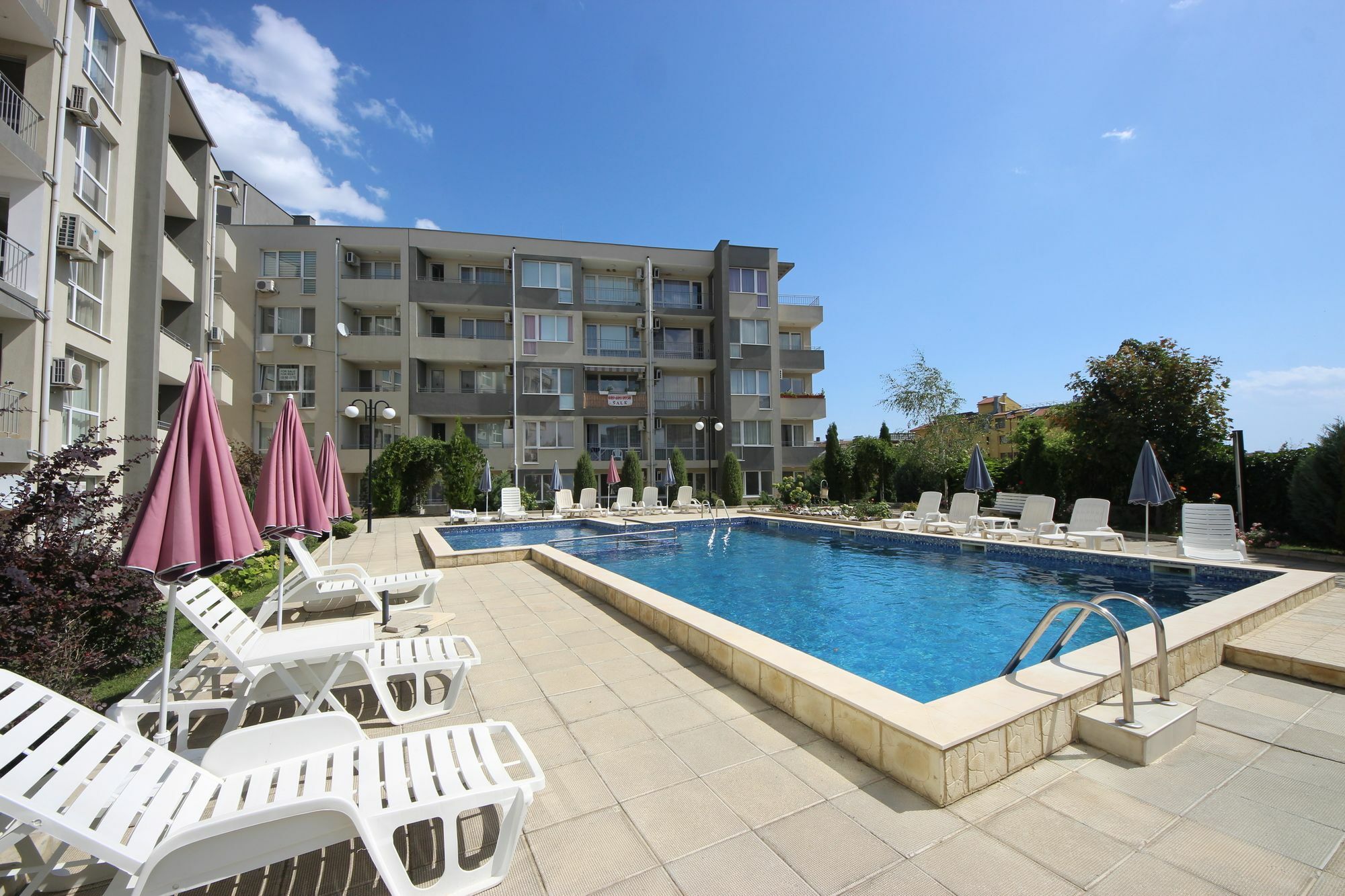 Menada Butterfly Apartment Свети-Влас Экстерьер фото